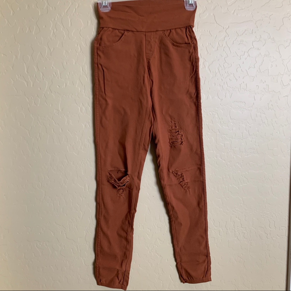 Rust, destroyed jeggings